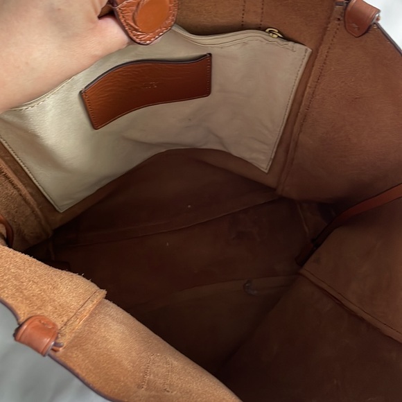J Crew 100% Leather Slouchy Tote, English Chestnut Brown Leather Work Bags - Picture 7 of 9